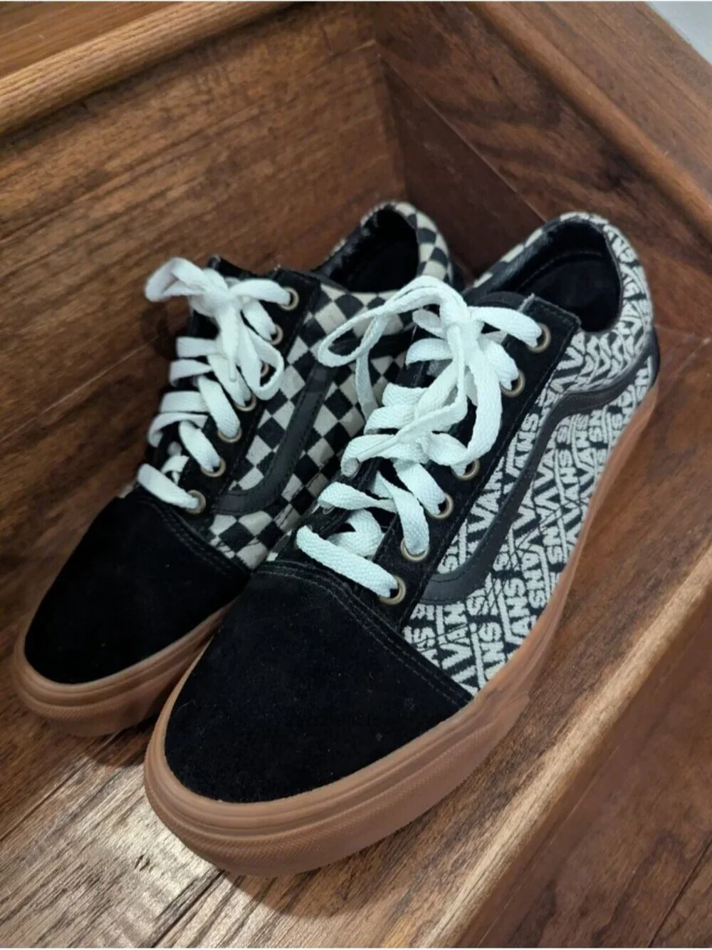 VANS Old Skool Suede Sneaker Black & White Checkerboard Logo Shoe Mens Size 10.5